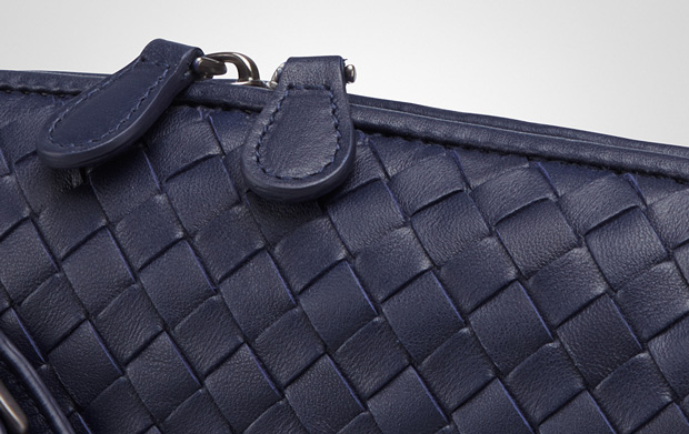 bottega veneta messenger irish detail