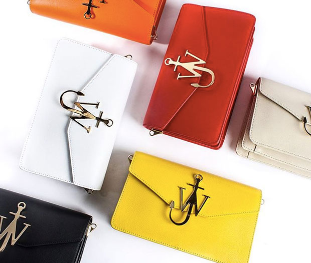 J.W. Anderson logo tas
