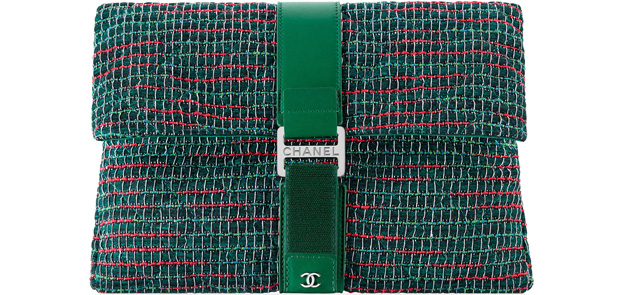 Chanel spring summer 2017 tweed clutch green