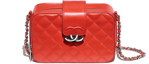 Chanel spring summer 2017 camera bag red