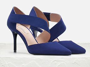 Uterqüe blue cross pumps